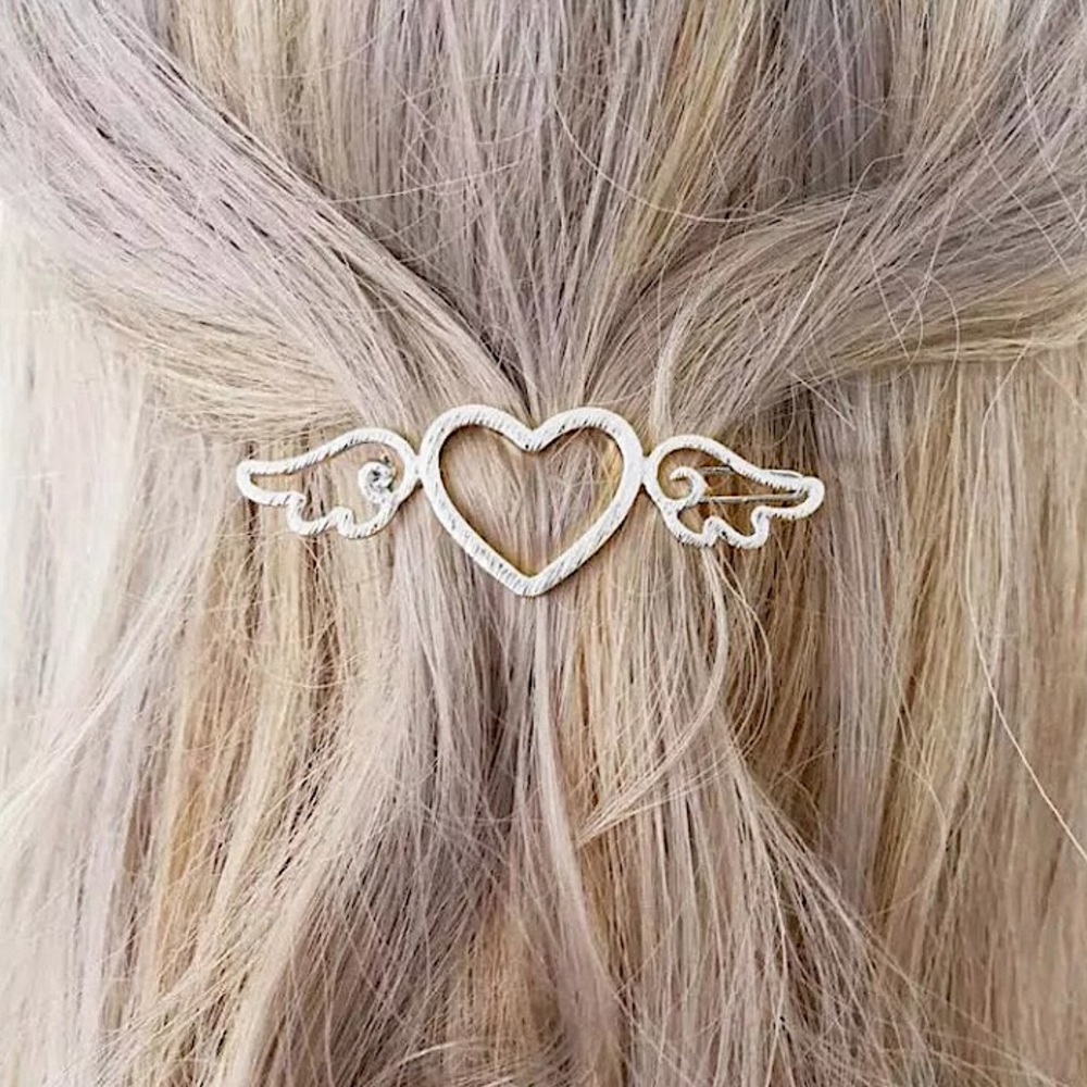 ⚜️[𝟯/$𝟭𝟴]⚜️Heart Wings Cute Barrette NEW - Picture 3 of 10